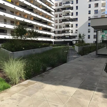 Superior Komputerowa, 4 Rooms, 3 Bedrooms, Airport-City Train, Metro! 24H Reception! Warsaw Exterior photo